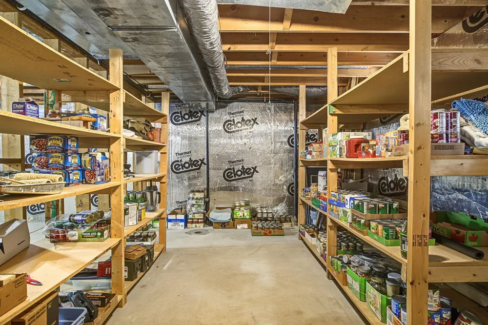 16205 Logarto Lane Lakeville, MN 55044