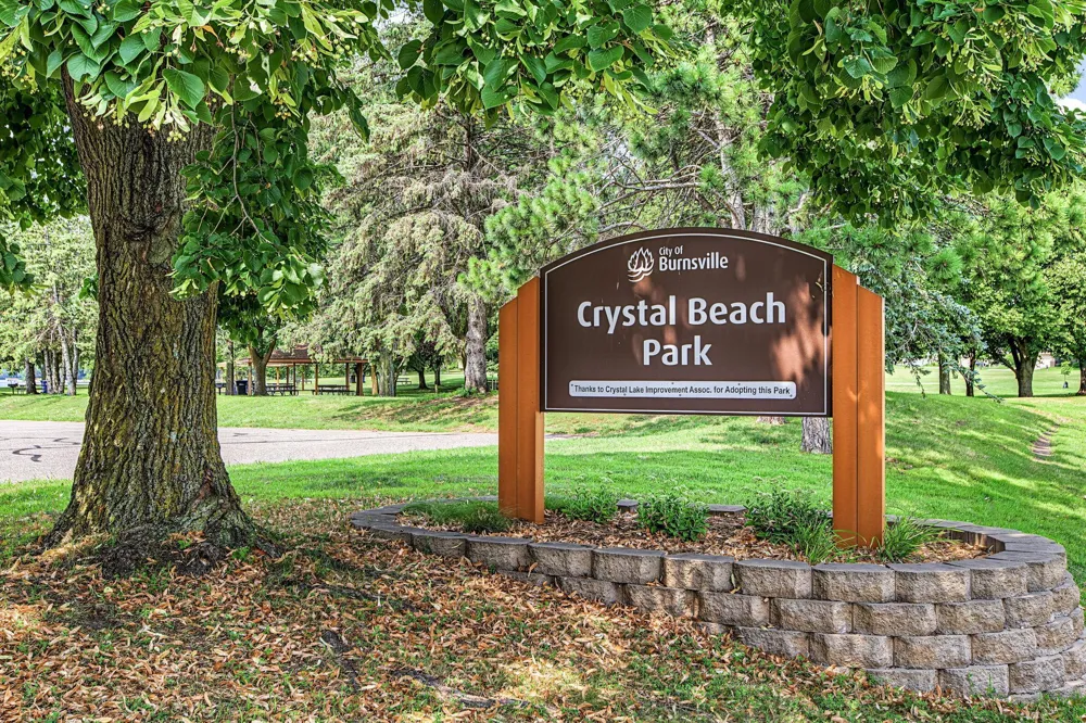 16205 Logarto Lane Lakeville, MN 55044