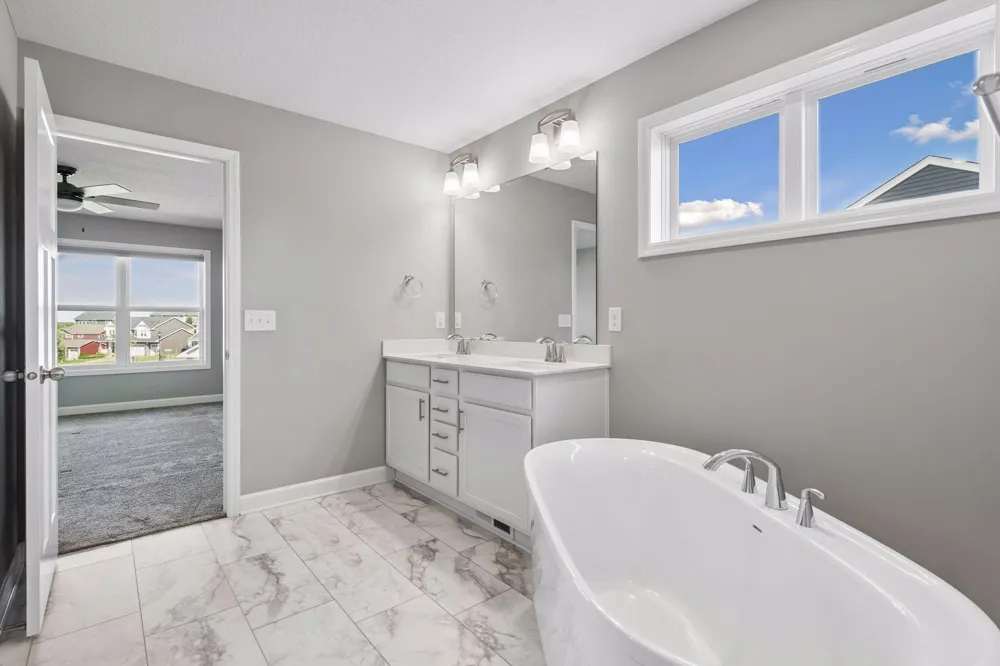 1590 Hackamore Drive Victoria, MN 55386
