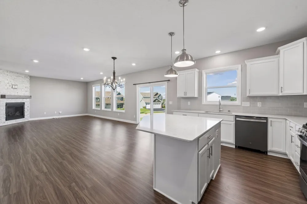 1590 Hackamore Drive Victoria, MN 55386