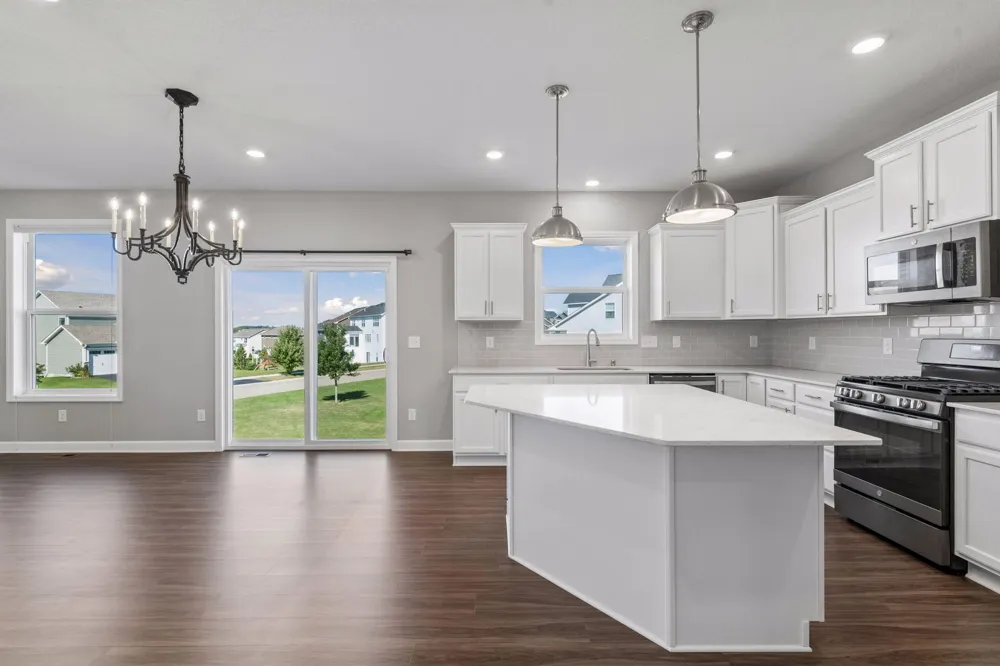 1590 Hackamore Drive Victoria, MN 55386