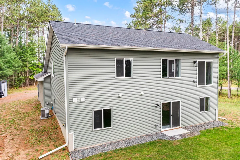 3166 317th Court NW Cambridge, MN 55008
