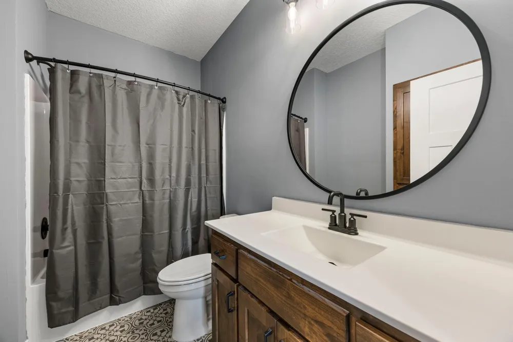 3166 317th Court NW Cambridge, MN 55008