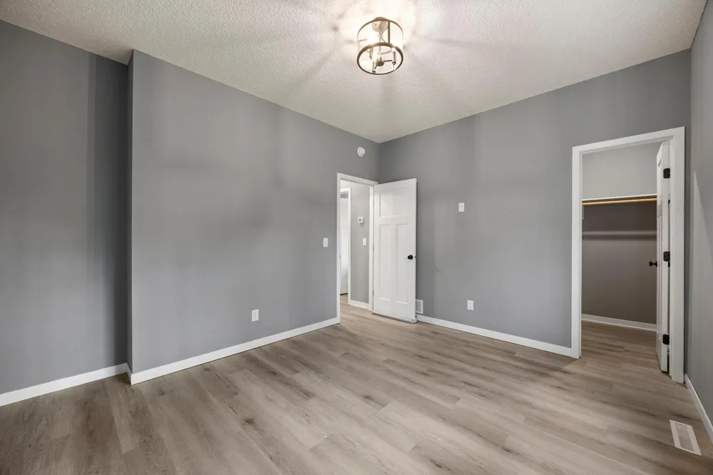 3166 317th Court NW Cambridge, MN 55008