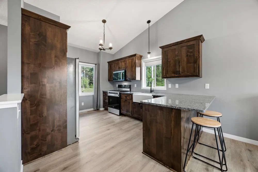 3166 317th Court NW Cambridge, MN 55008