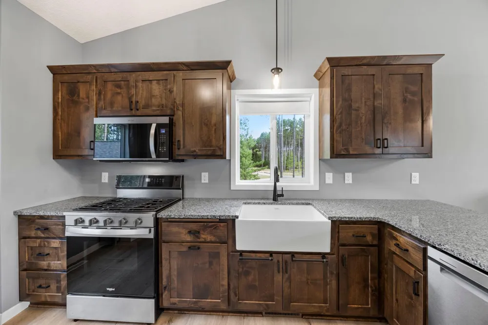 3166 317th Court NW Cambridge, MN 55008