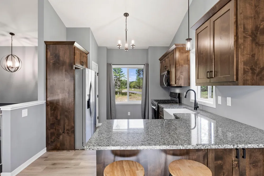3166 317th Court NW Cambridge, MN 55008