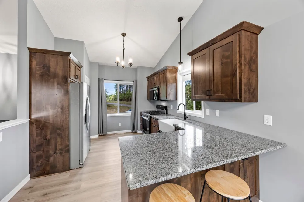 3166 317th Court NW Cambridge, MN 55008