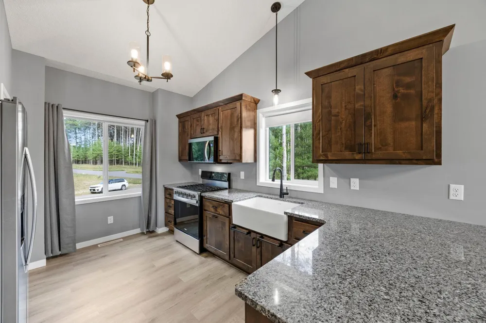 3166 317th Court NW Cambridge, MN 55008