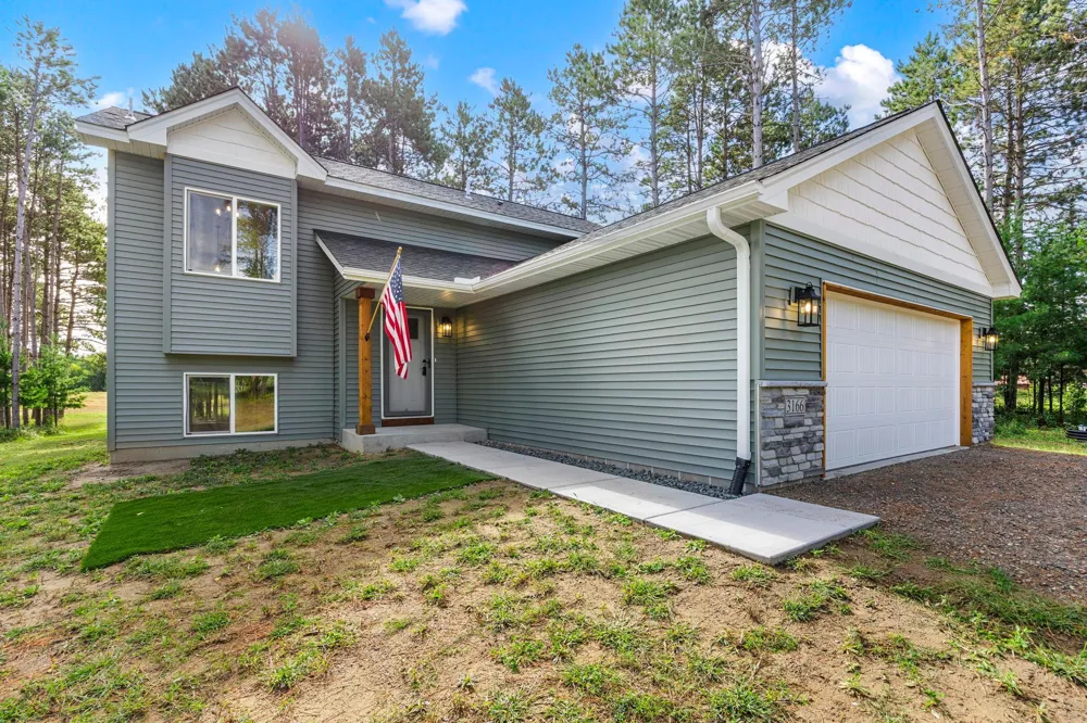 3166 317th Court NW Cambridge, MN 55008