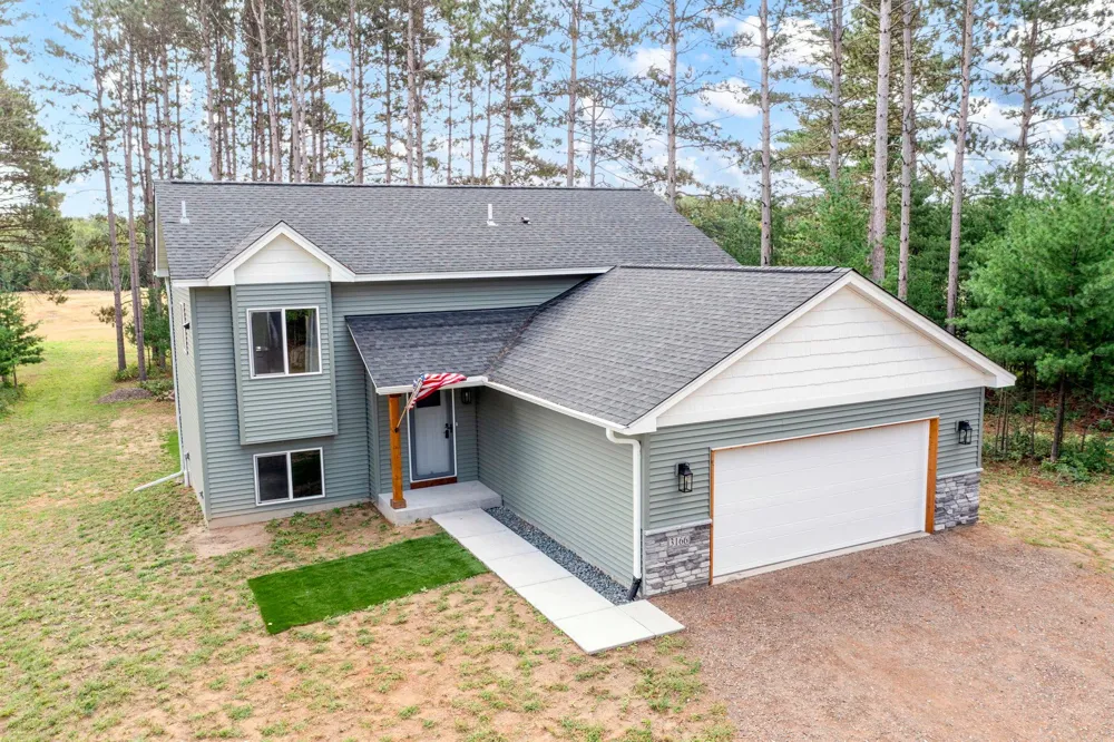 3166 317th Court NW Cambridge, MN 55008