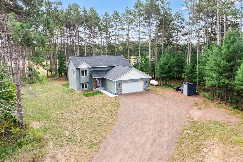 3166 317th Court NW Cambridge, MN 55008
