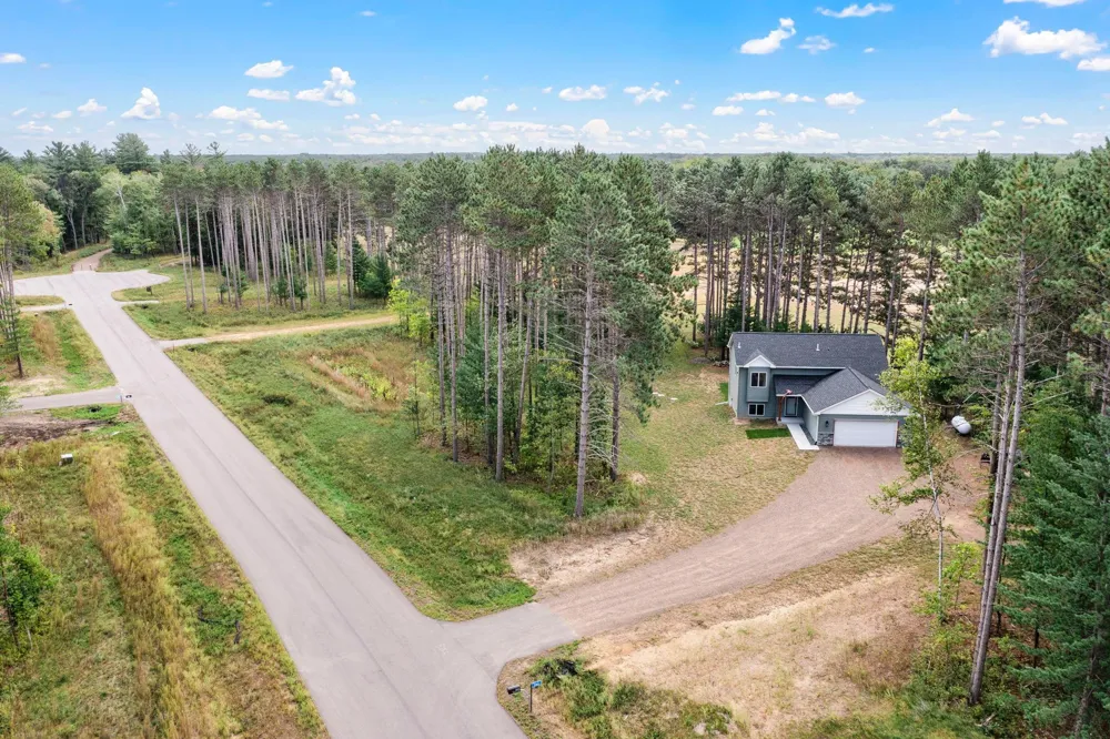 3166 317th Court NW Cambridge, MN 55008
