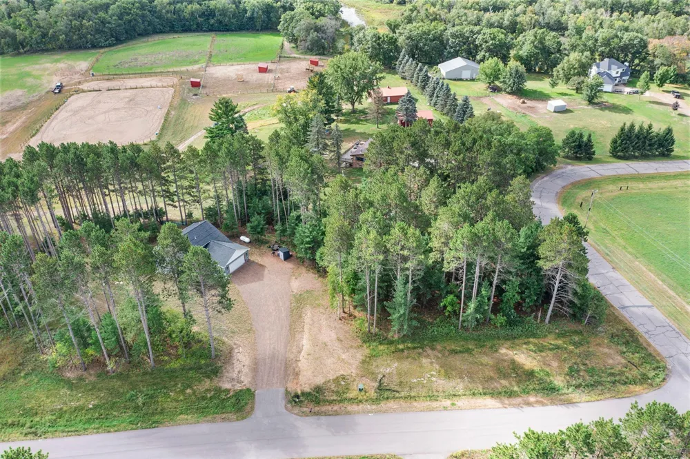 3166 317th Court NW Cambridge, MN 55008
