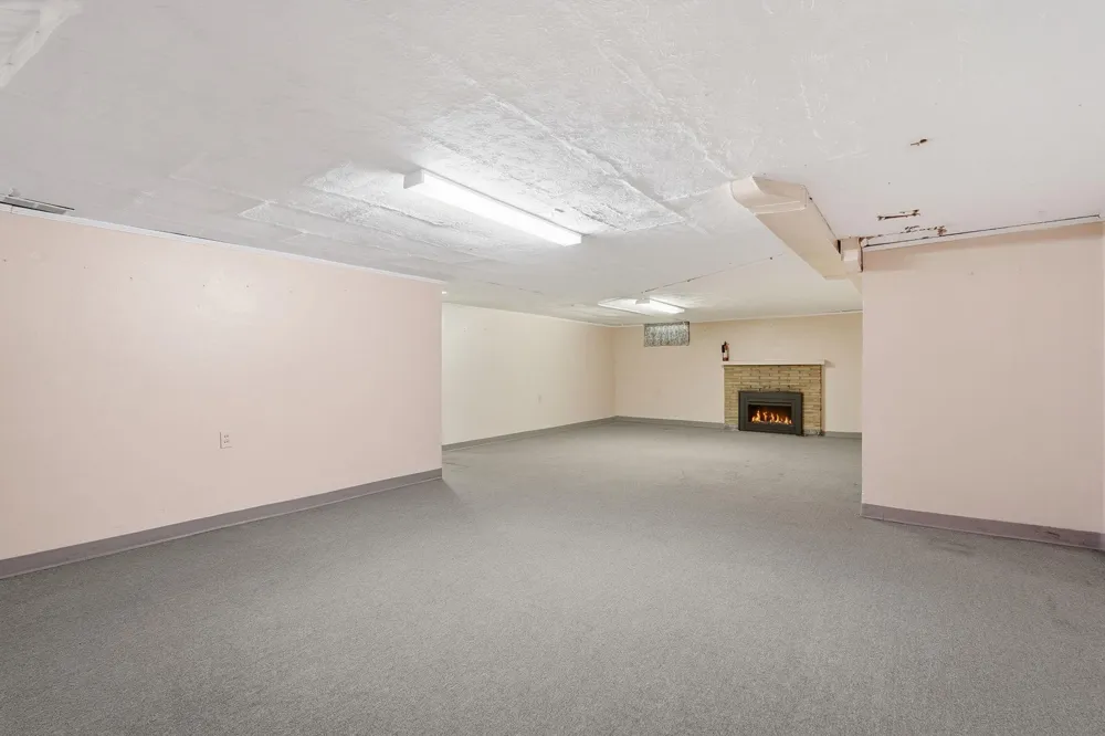 4725 Krech Avenue White Bear Lake, MN 55110