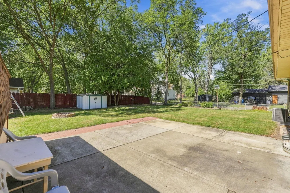 4725 Krech Avenue White Bear Lake, MN 55110