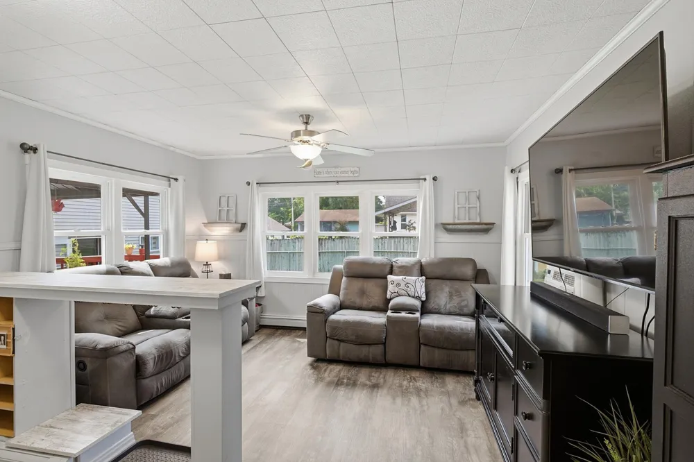 125 3rd Avenue S South Saint Paul, MN 55075
