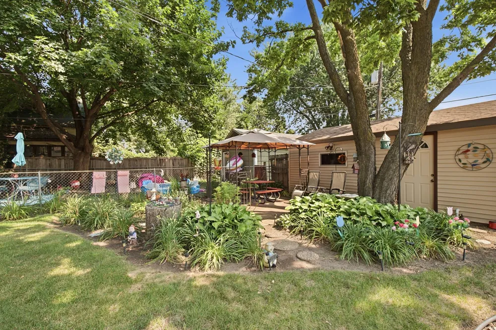 125 3rd Avenue S South Saint Paul, MN 55075