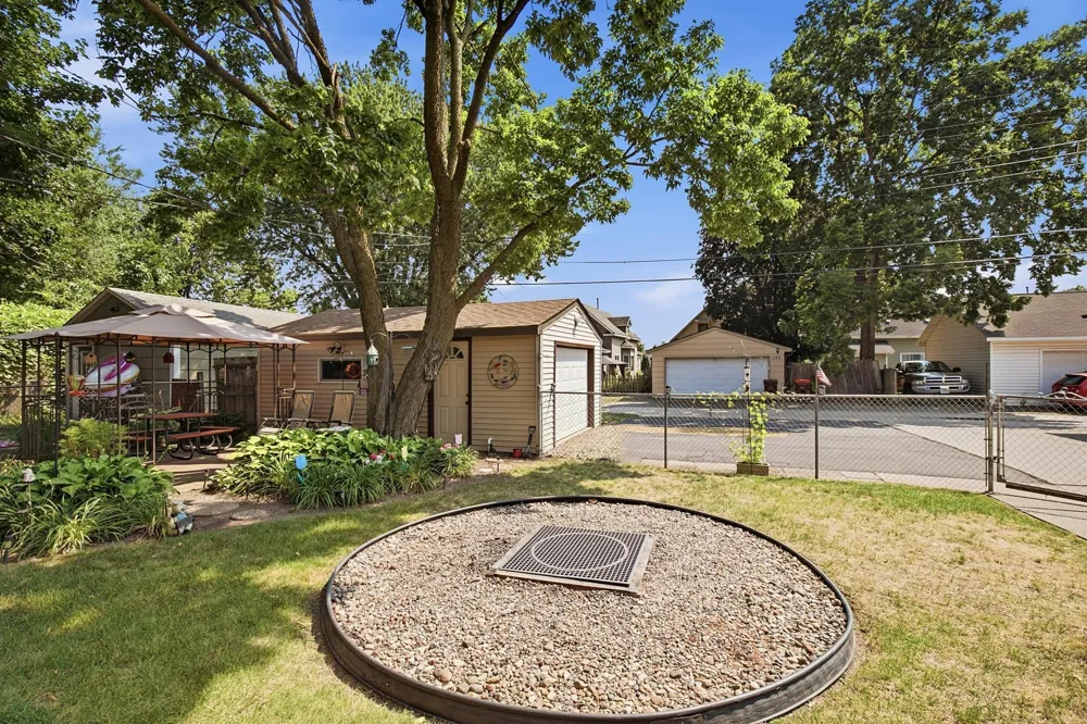 125 3rd Avenue S South Saint Paul, MN 55075