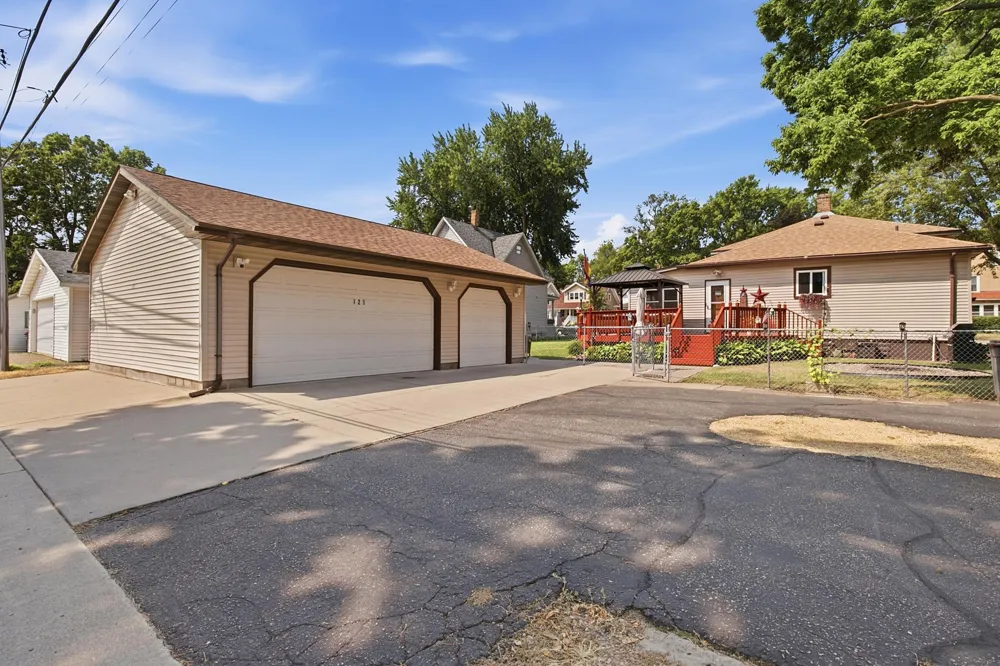 125 3rd Avenue S South Saint Paul, MN 55075