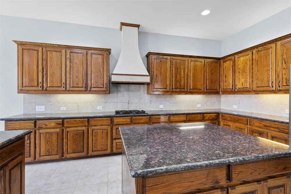 221 Tipperary Drive Keller, TX 76248