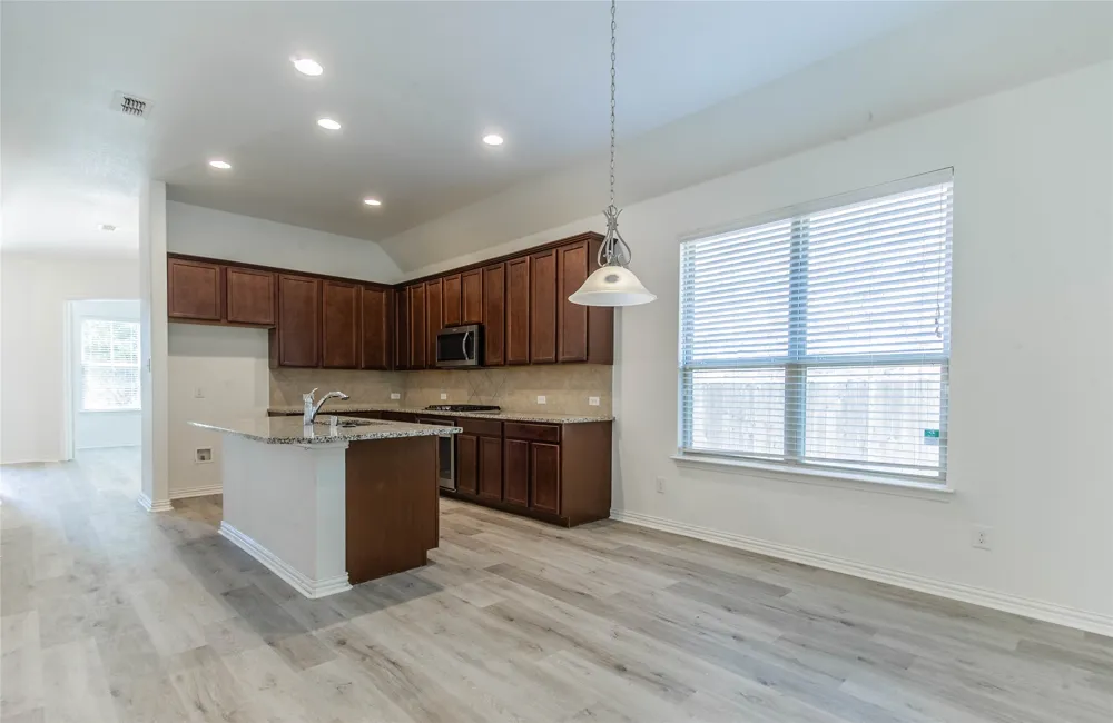 1404 Suttonview Drive McKinney, TX 75071