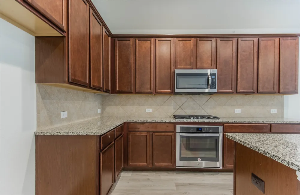 1404 Suttonview Drive McKinney, TX 75071