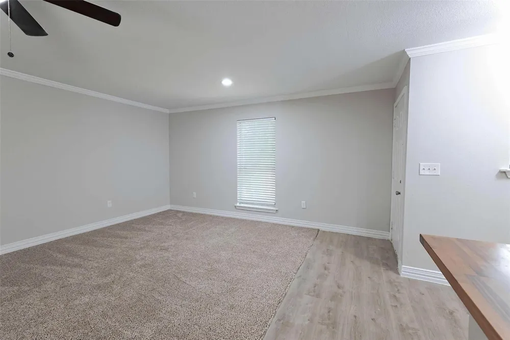 132 Oyster Creek Drive #14 Lake Jackson, TX 77566