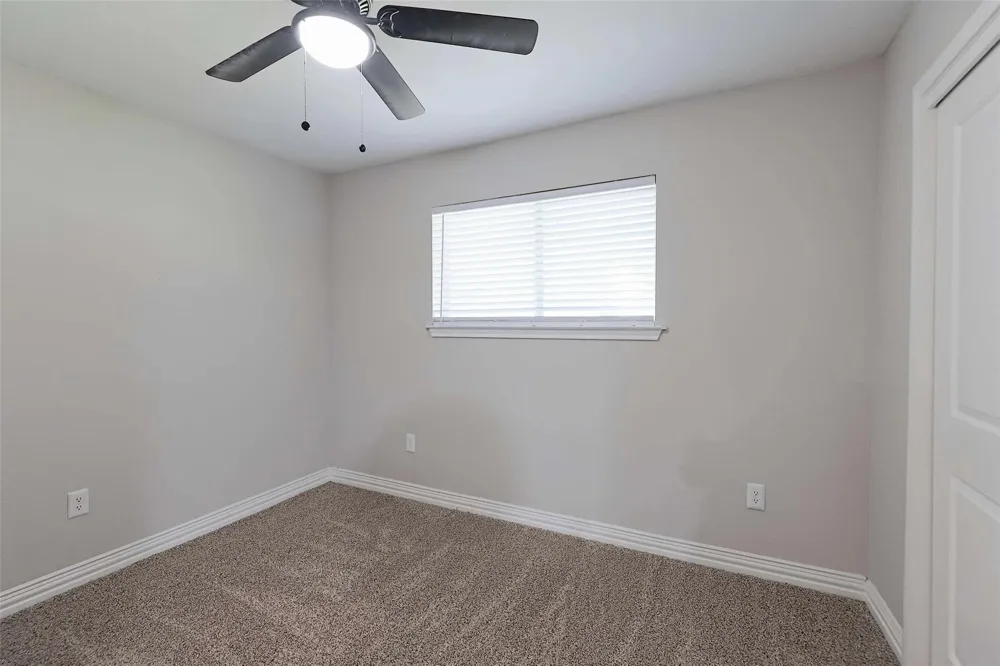 132 Oyster Creek Drive #14 Lake Jackson, TX 77566
