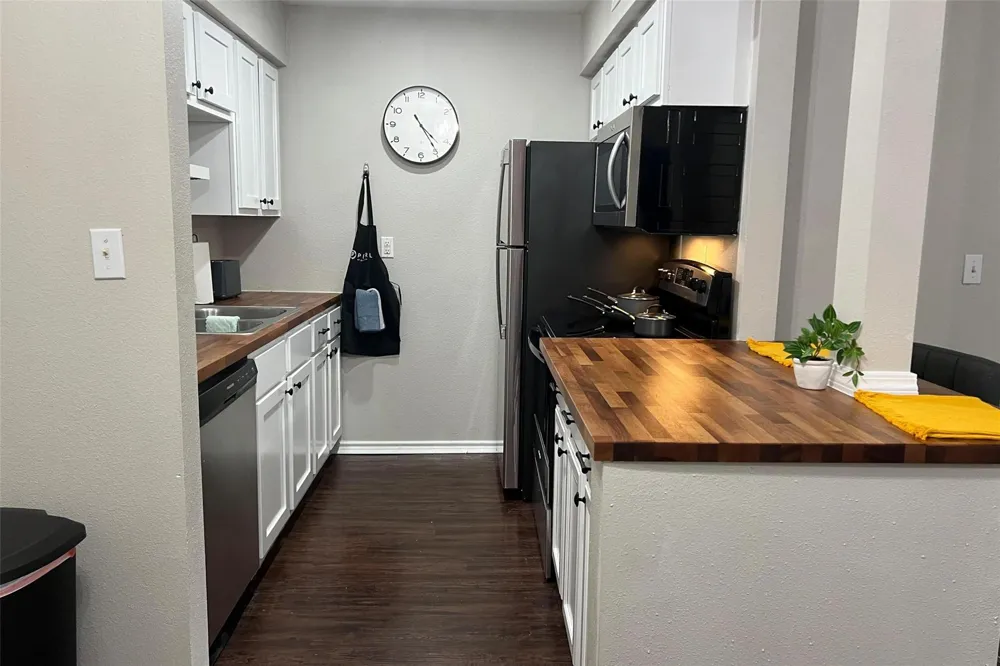 132 Oyster Creek Drive #14 Lake Jackson, TX 77566