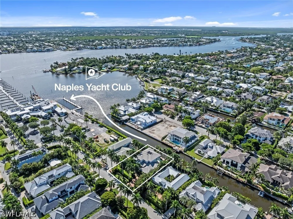 14th Ave S Naples, FL 34102
