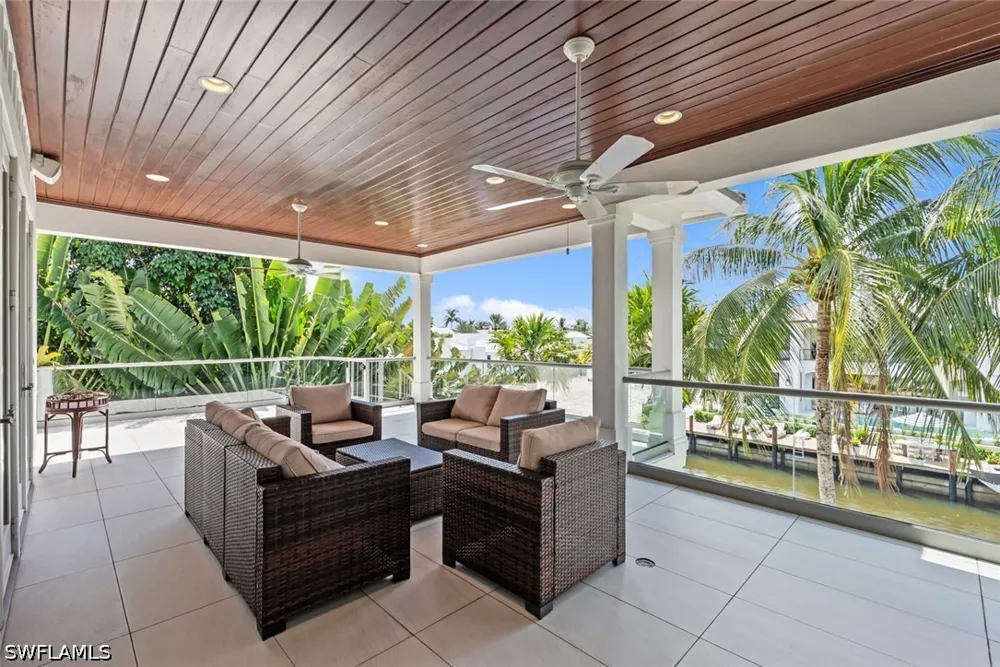 14th Ave S Naples, FL 34102