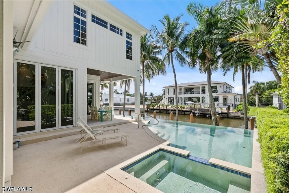 14th Ave S Naples, FL 34102