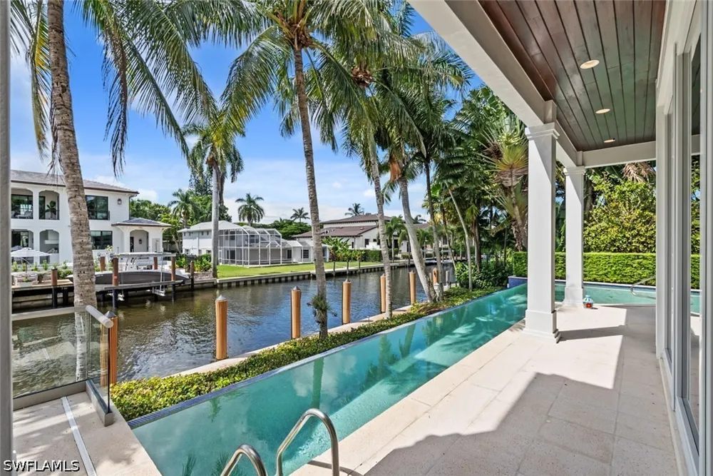 14th Ave S Naples, FL 34102