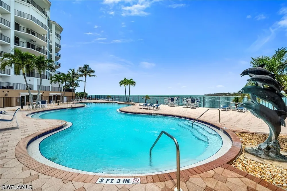 La Peninsula Boulevard #603 Naples, FL 34113