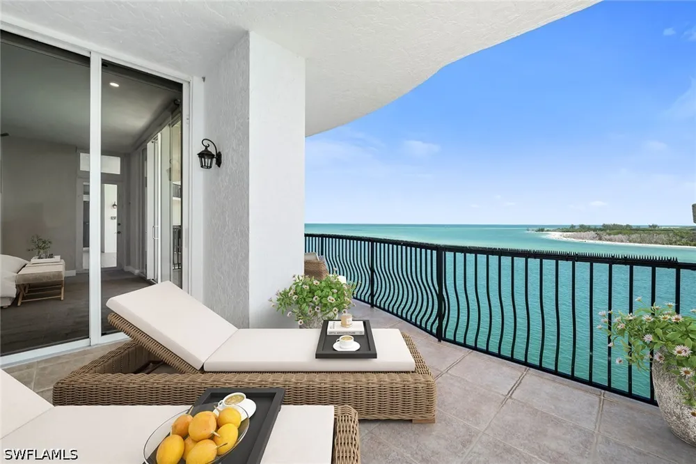 La Peninsula Boulevard #603 Naples, FL 34113