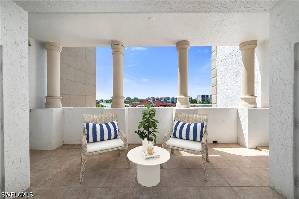 La Peninsula Boulevard #603 Naples, FL 34113