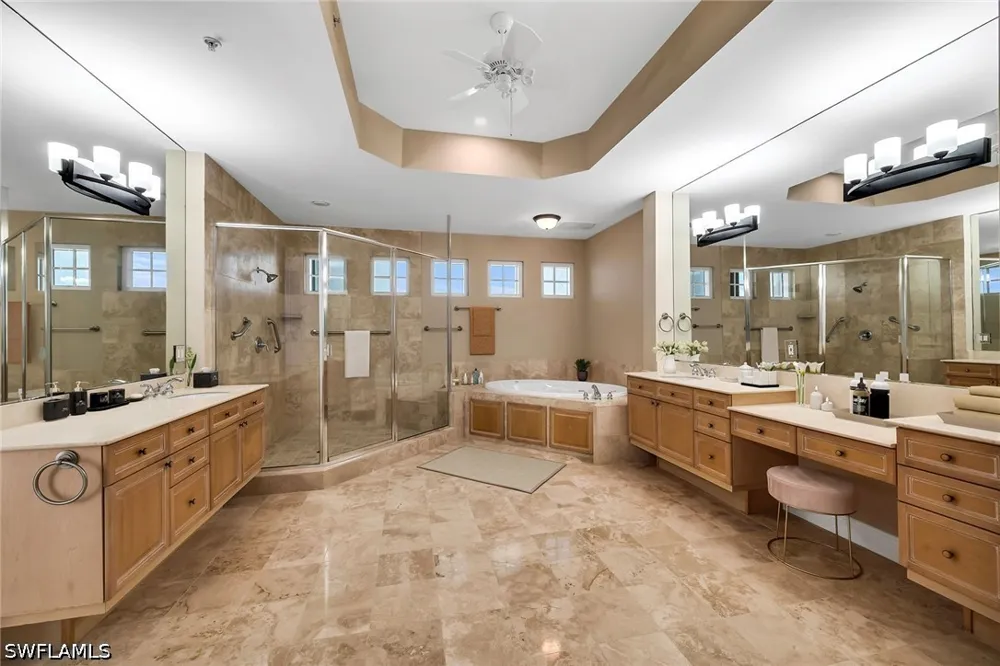 La Peninsula Boulevard #603 Naples, FL 34113