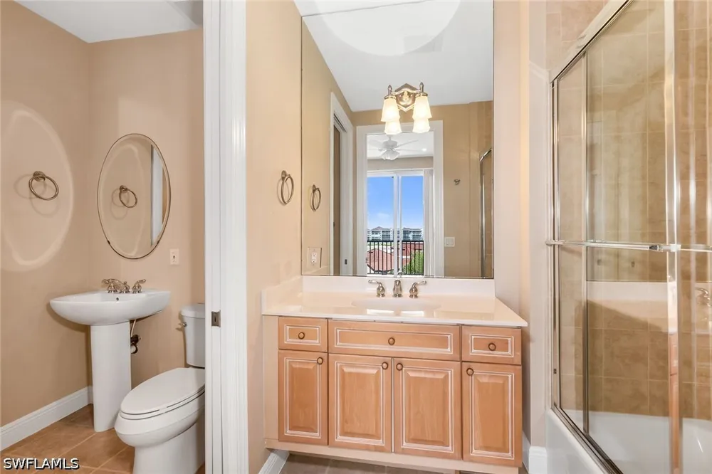 La Peninsula Boulevard #603 Naples, FL 34113