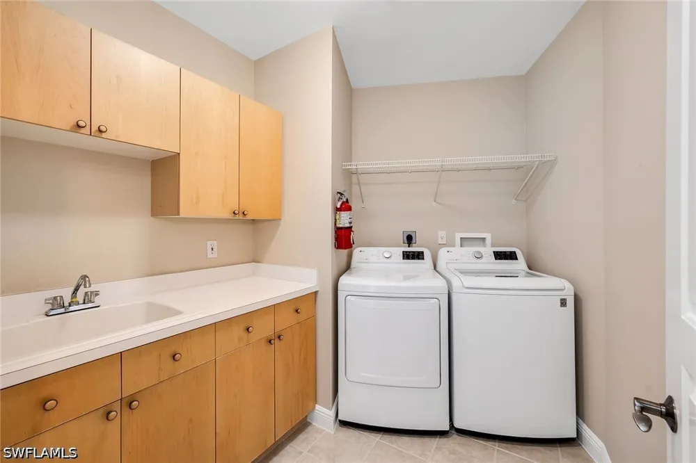 La Peninsula Boulevard #603 Naples, FL 34113