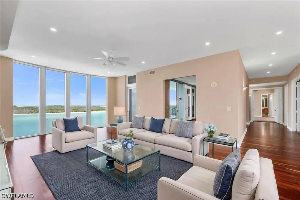 La Peninsula Boulevard #603 Naples, FL 34113