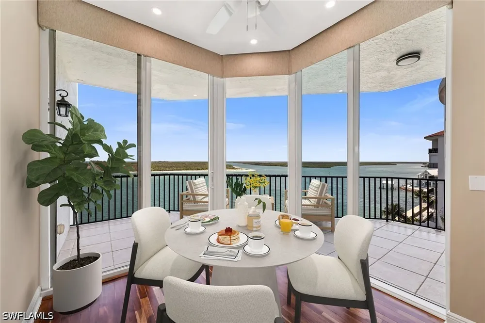 La Peninsula Boulevard #603 Naples, FL 34113