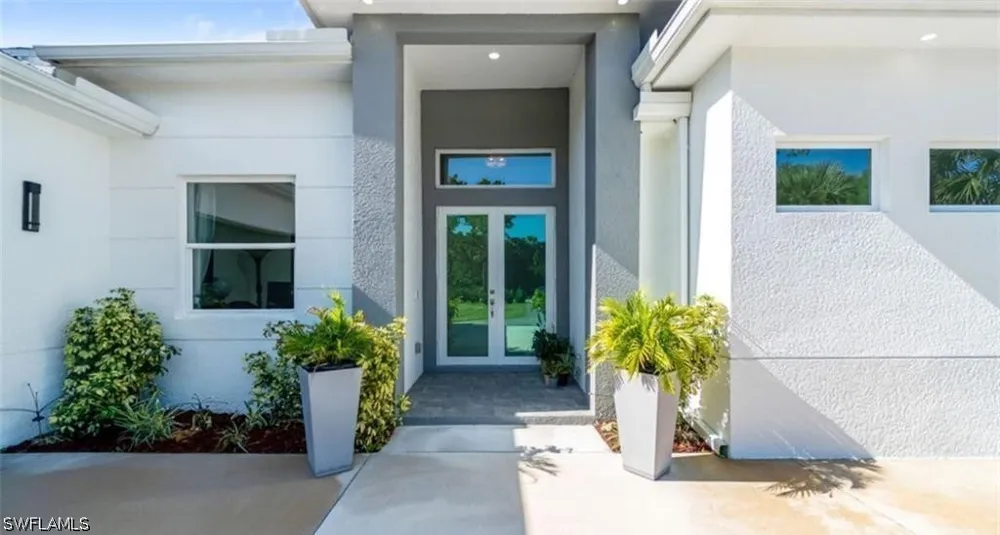 40th Avenue SE Naples, FL 34117