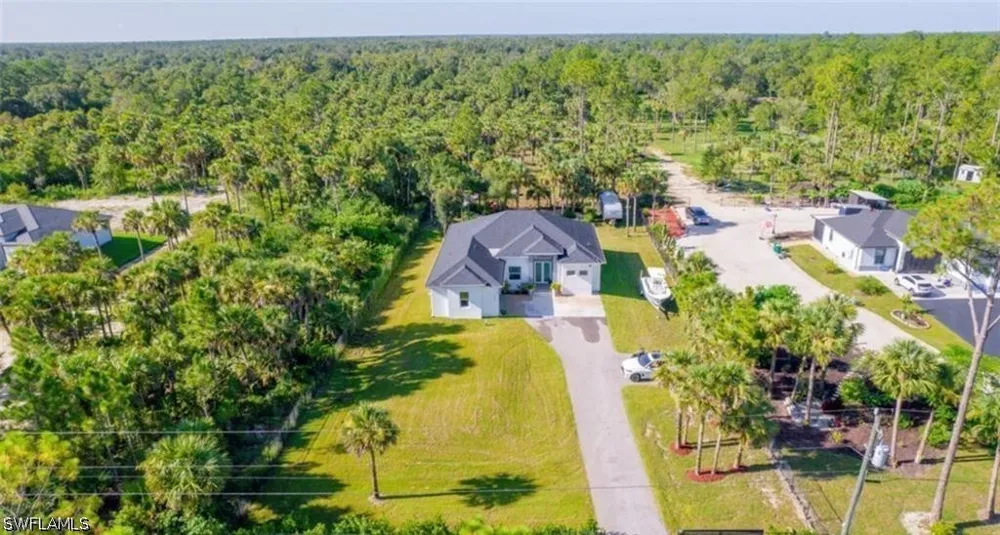 40th Avenue SE Naples, FL 34117