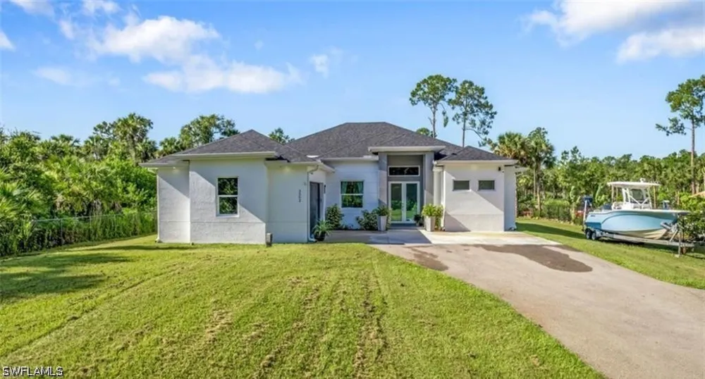 40th Avenue SE Naples, FL 34117