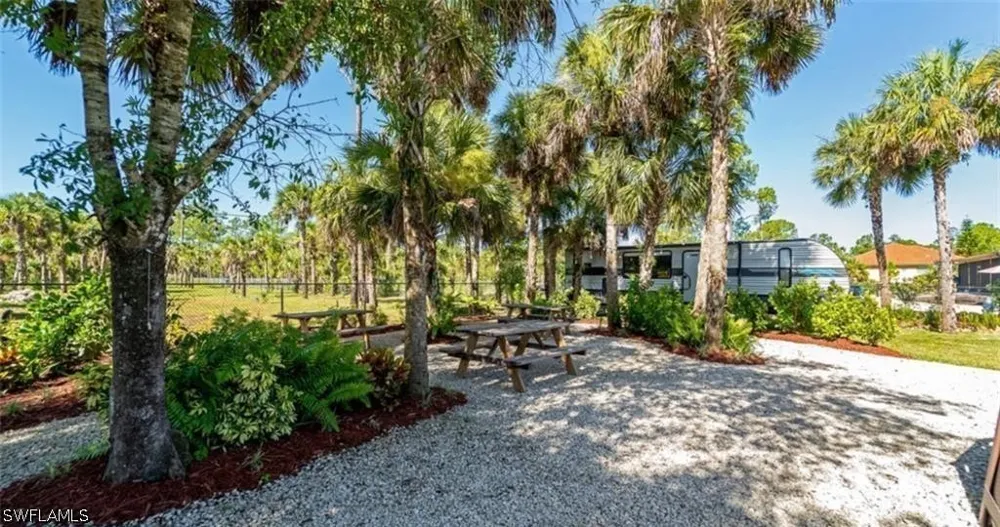 40th Avenue SE Naples, FL 34117