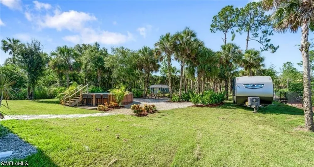 40th Avenue SE Naples, FL 34117