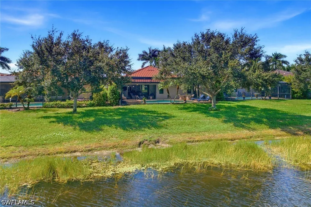 Aviamar Circle Naples, FL 34114