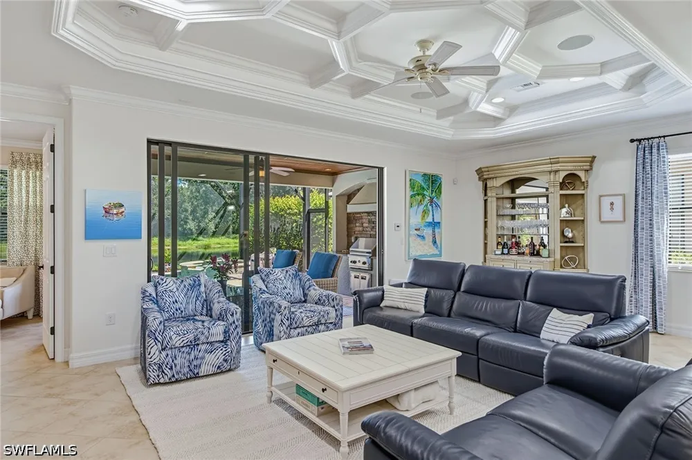 Aviamar Circle Naples, FL 34114