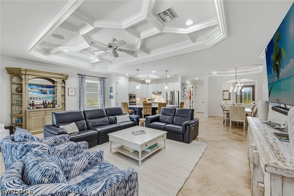 Aviamar Circle Naples, FL 34114